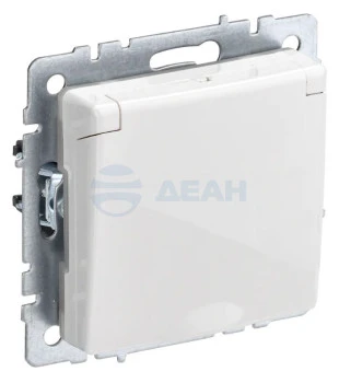 BR-R16-16-44-K01 IEK Розетка с заземляющим контактом с защитной шторкой и крышкой